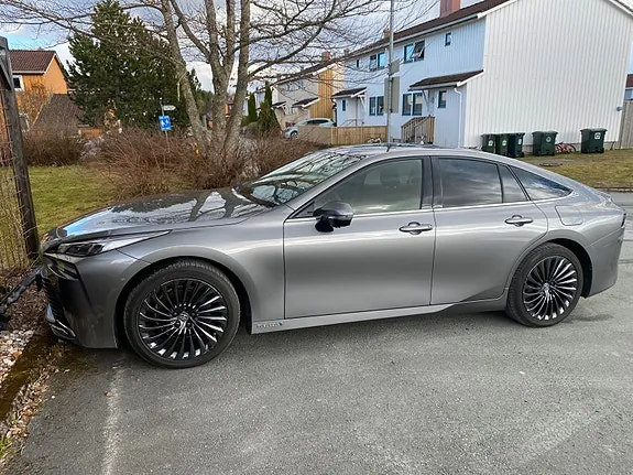 Toyota Mirai 2022 photo 3