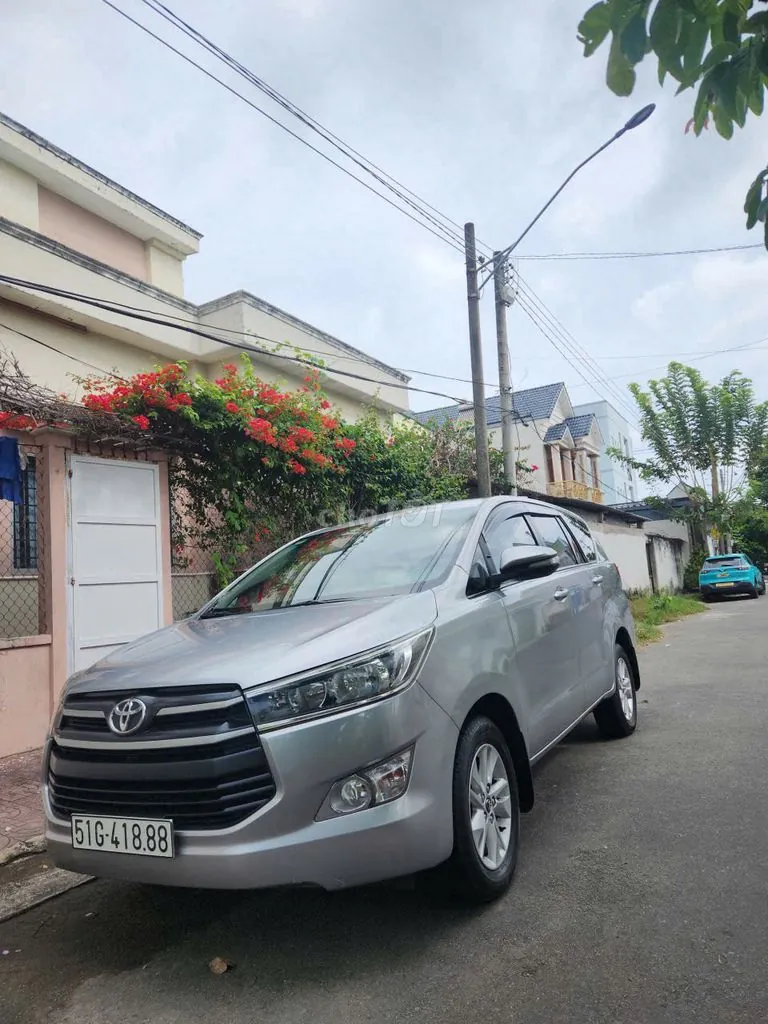 Toyota Innova 2017 photo 2