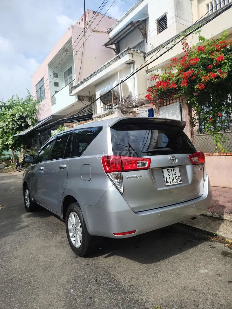 Toyota Innova 2017 photo 3