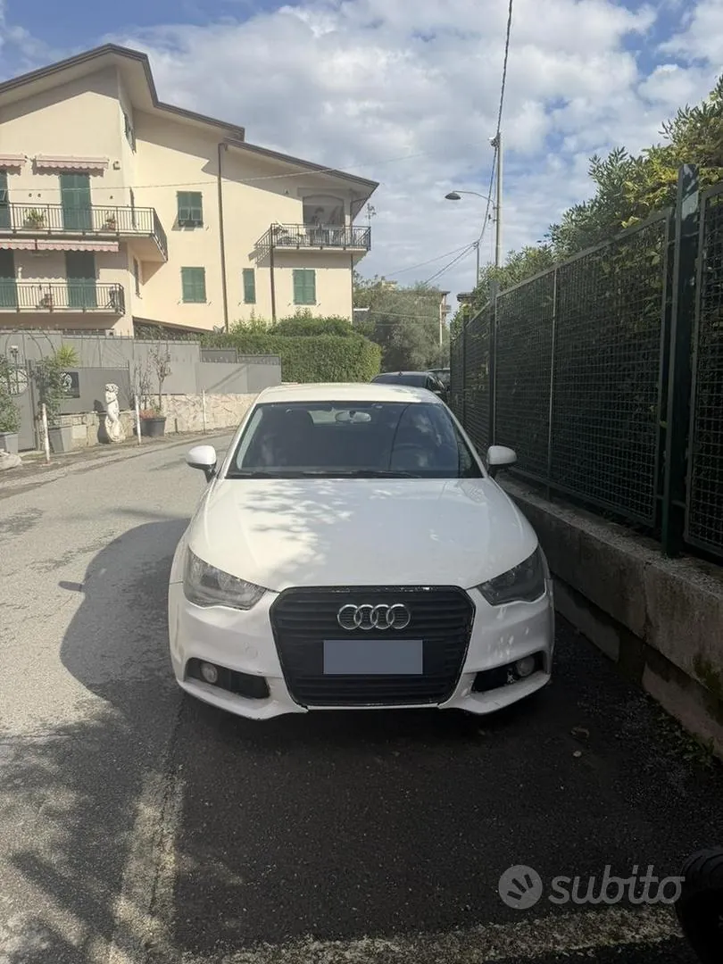 Audi A1 2011 photo 4