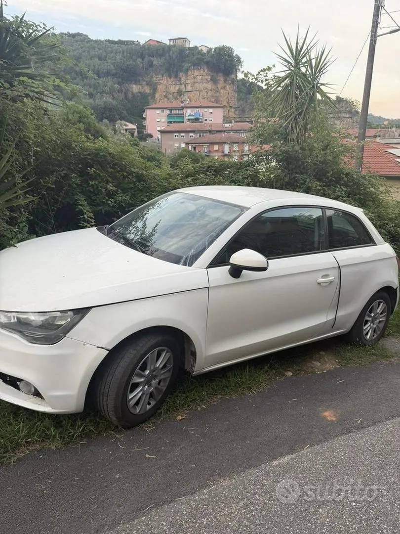 Audi A1 2011 photo 5
