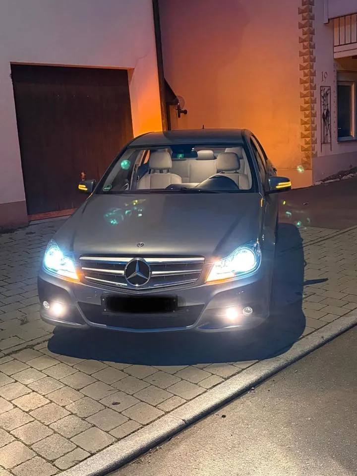 Mercedes-Benz C 180