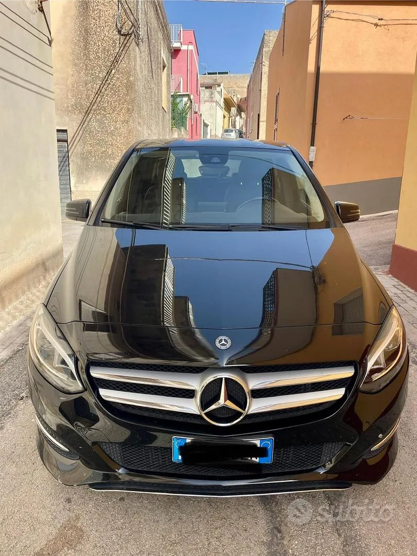 Mercedes-Benz C-Class 2018 photo 2