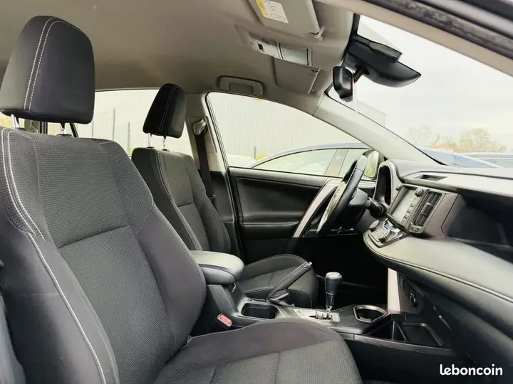 Toyota Rav4 2017 photo 5