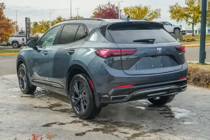 Buick Envision 2026 photo 5