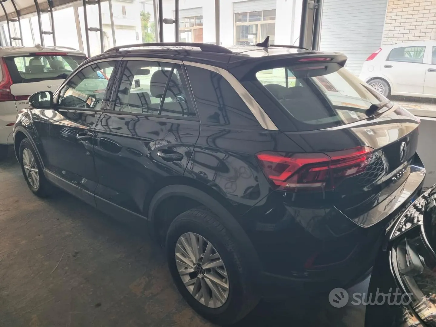 Volkswagen T-Roc 2022 photo 3