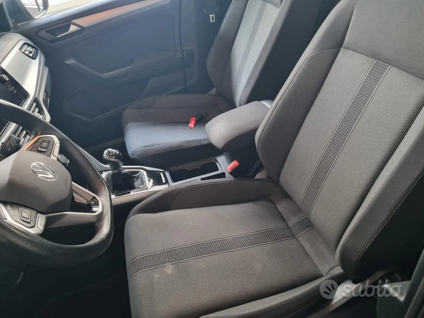 Volkswagen T-Roc 2022 photo 5