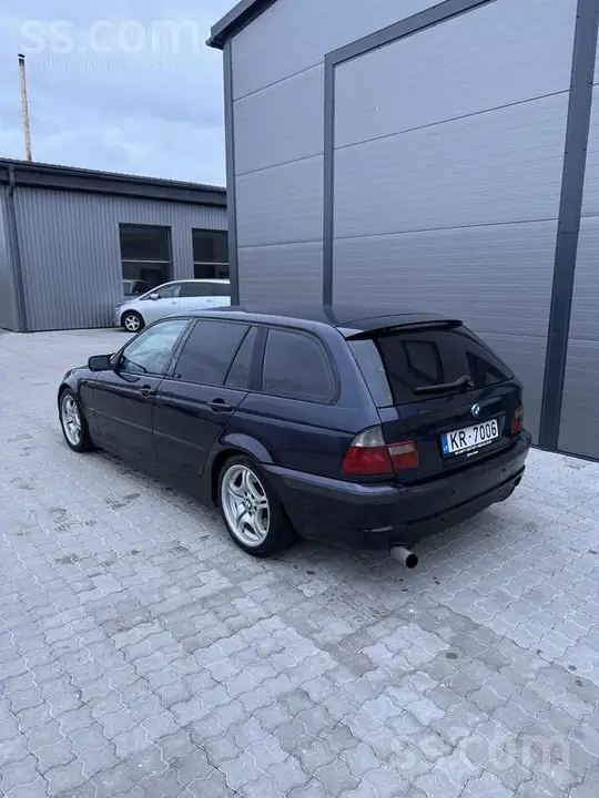 BMW E46 2001 photo 4