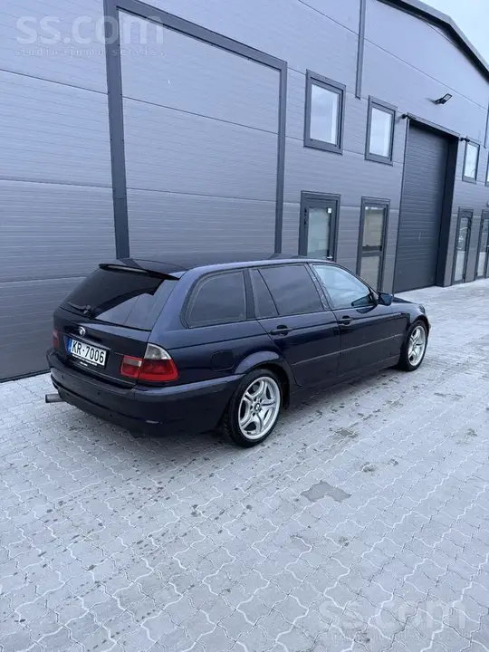 BMW E46 2001 photo 3