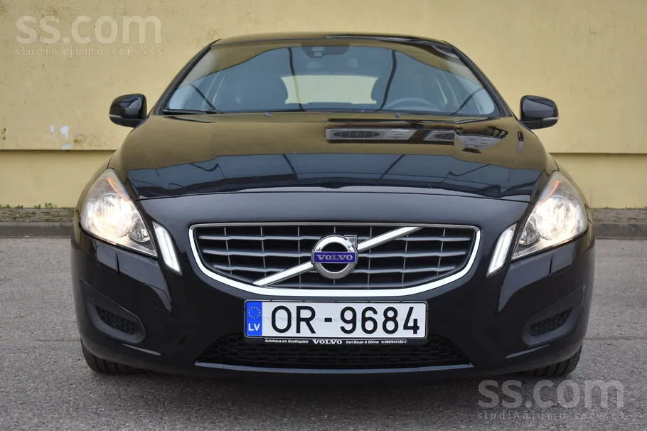 Volvo V60 2012 photo 3