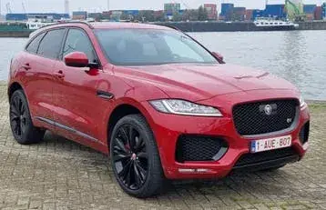 Jaguar F-Pace