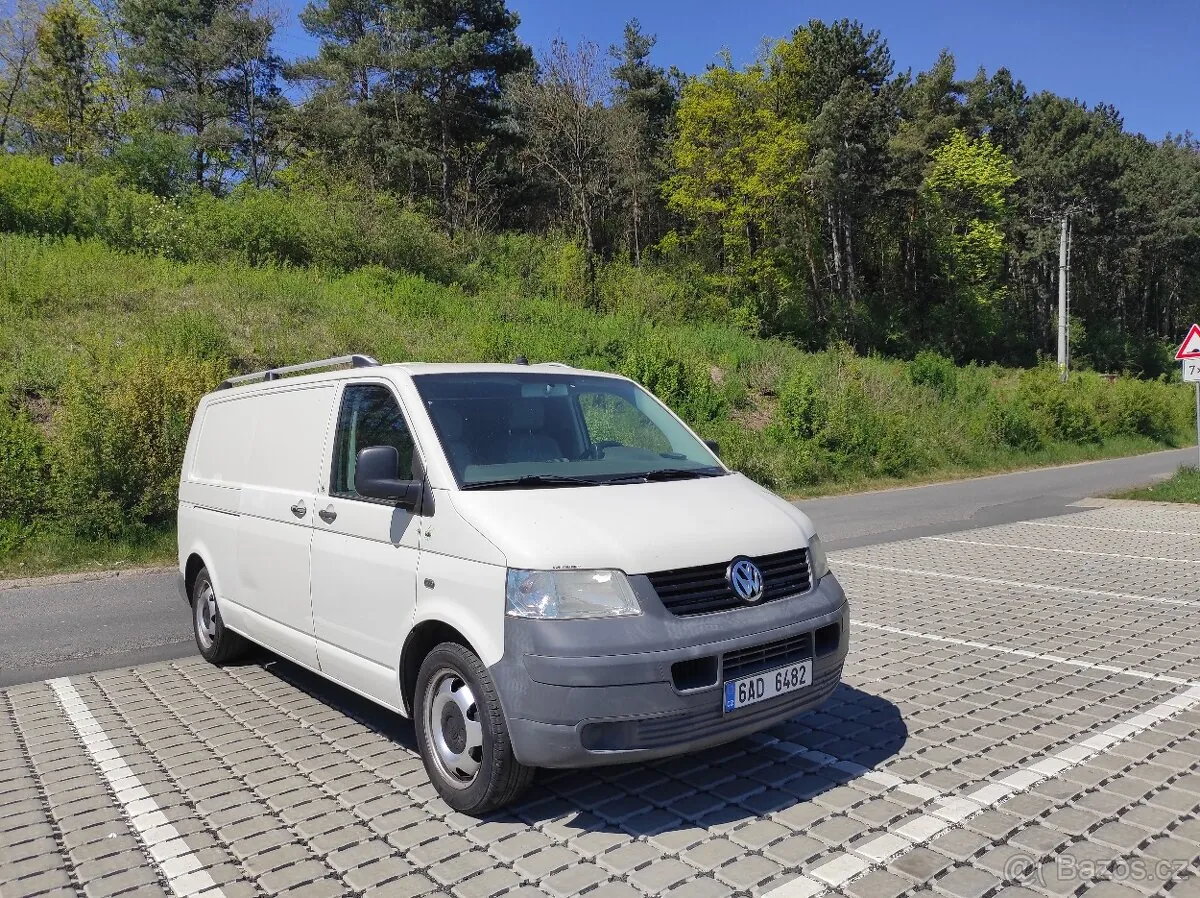 Volkswagen Transporter T5 2005 photo 2
