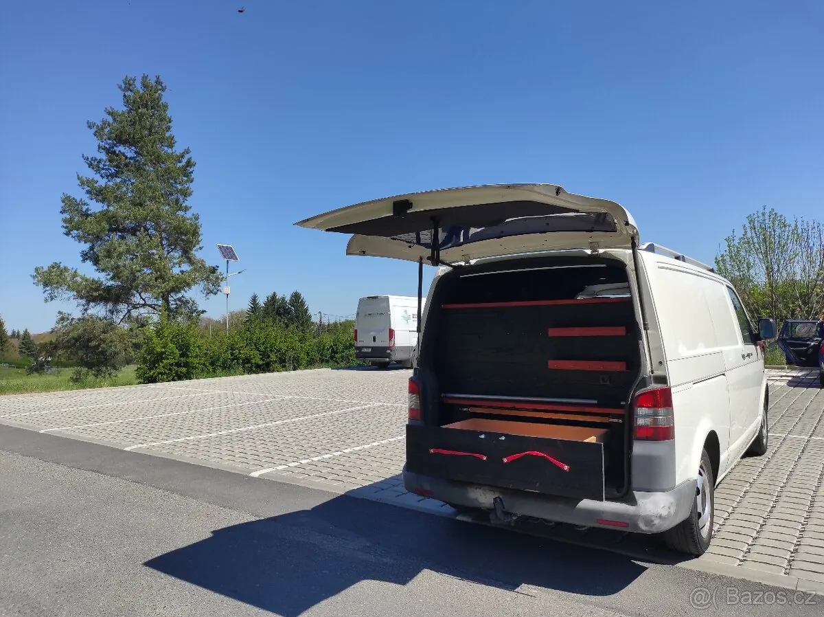 Volkswagen Transporter T5 2005 photo 5