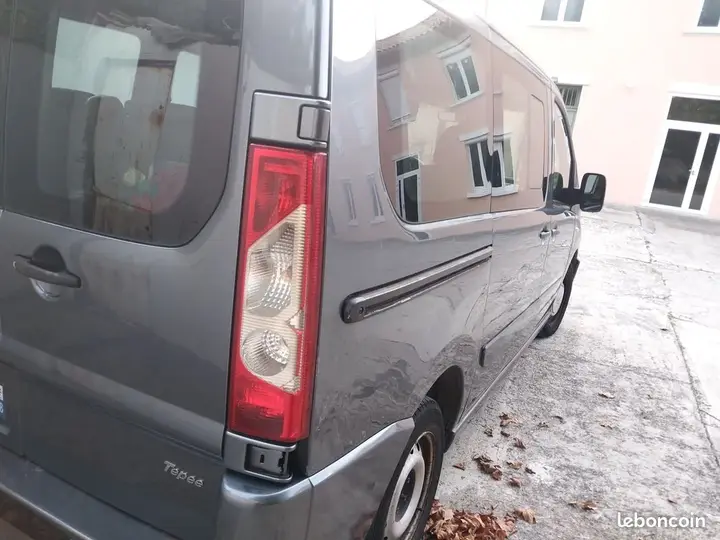 Peugeot Expert Combi 2008 photo 3