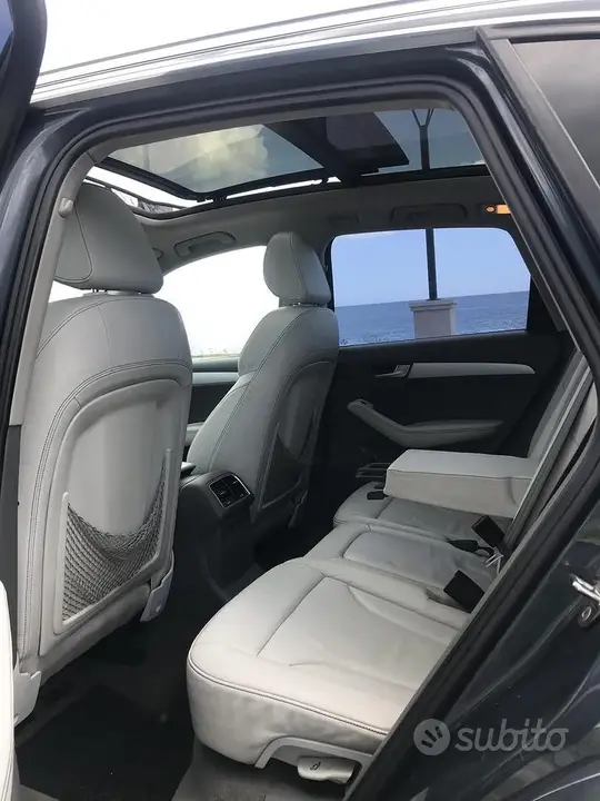 Audi Q5 2008 photo 4