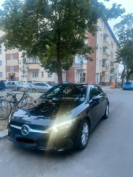 Mercedes-Benz A220