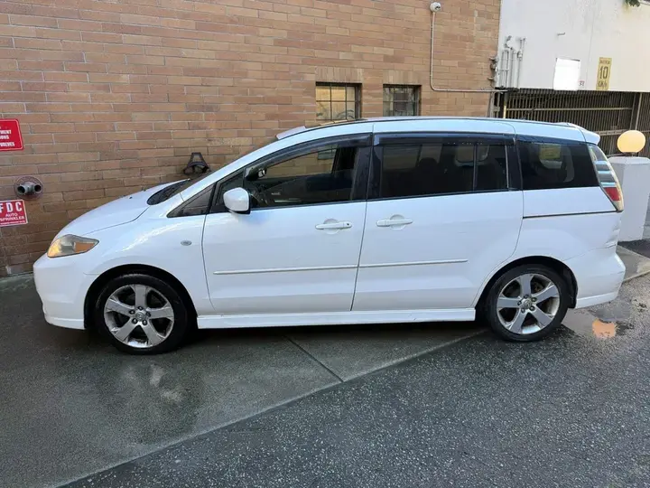 Mazda 5 2007 photo 3