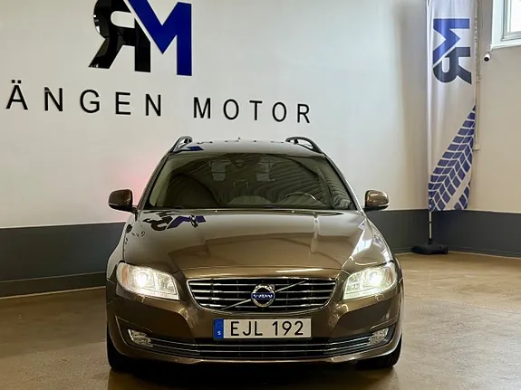 Volvo V70 2015 photo 2