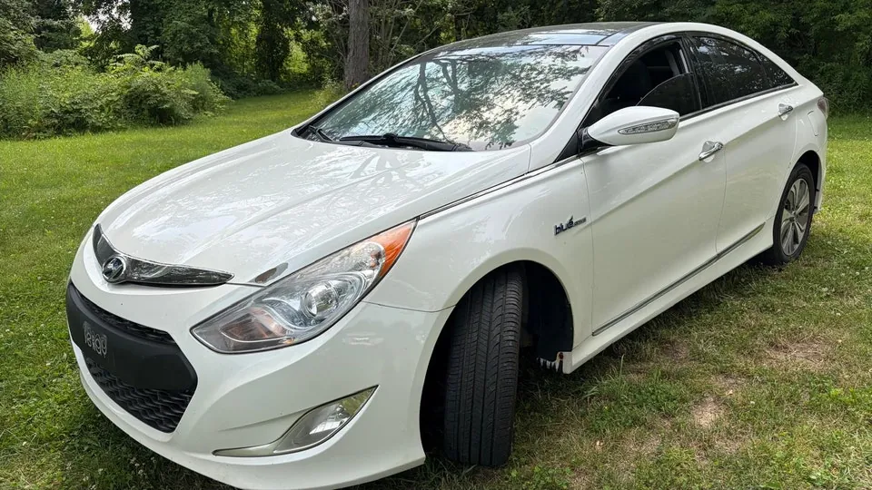 Hyundai Sonata 2015 photo 3