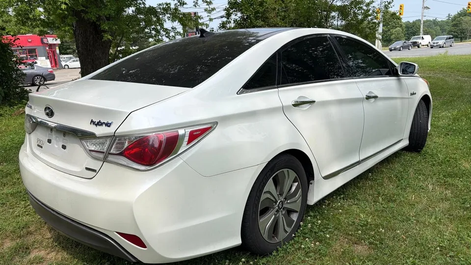Hyundai Sonata 2015 photo 4