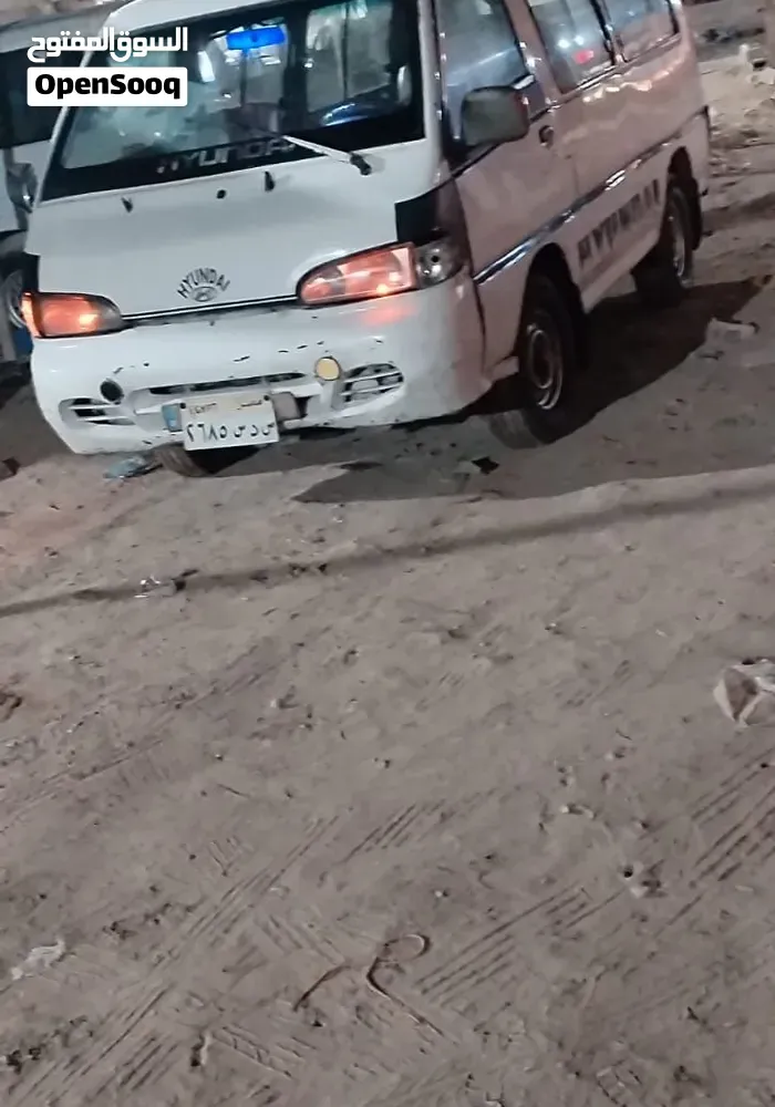 Hyundai H 100
