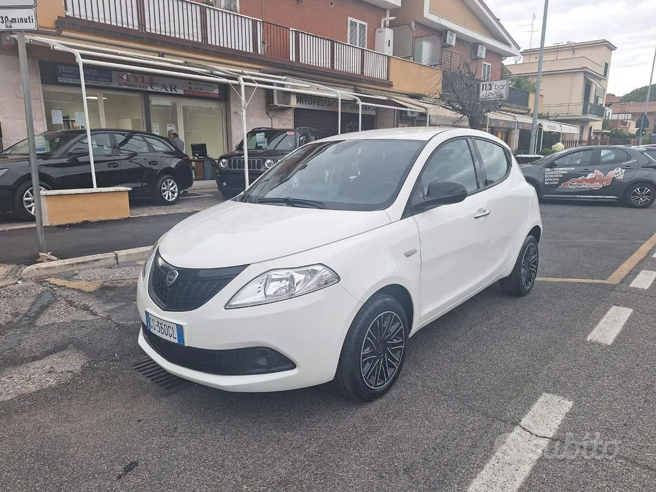 Lancia Ypsilon