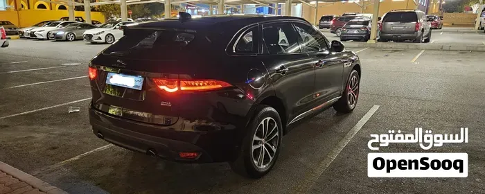Jaguar F-Pace 2019 photo 3