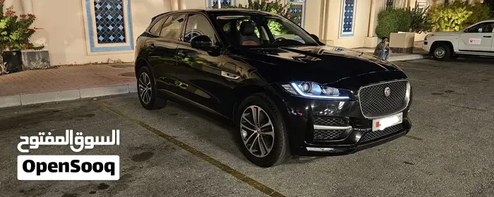 Jaguar F-Pace 2019 photo 2