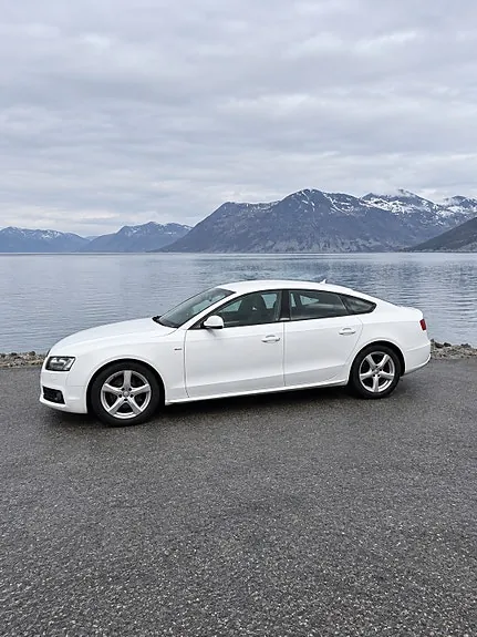 Audi A5 2011 photo 5