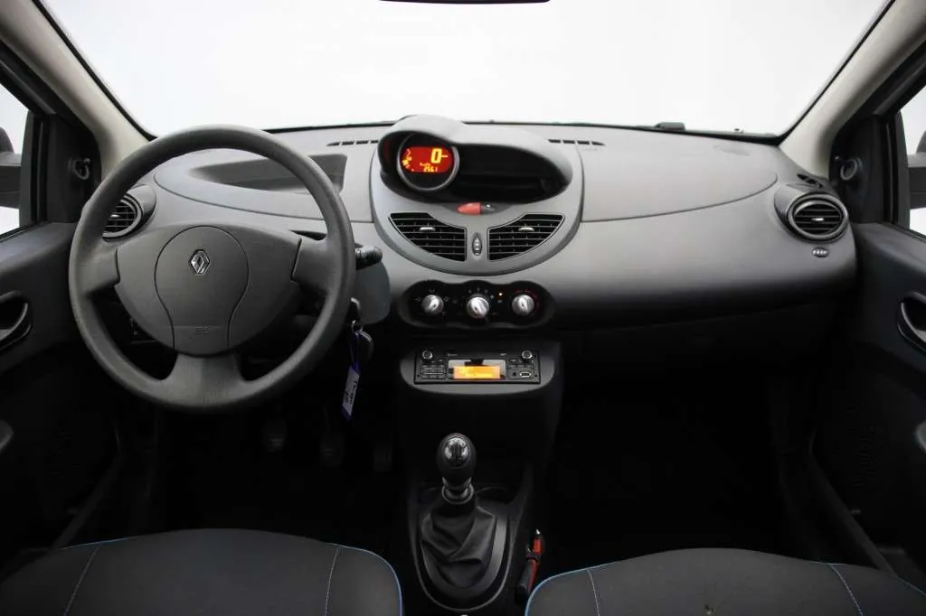 Renault Twingo 2013 photo 2