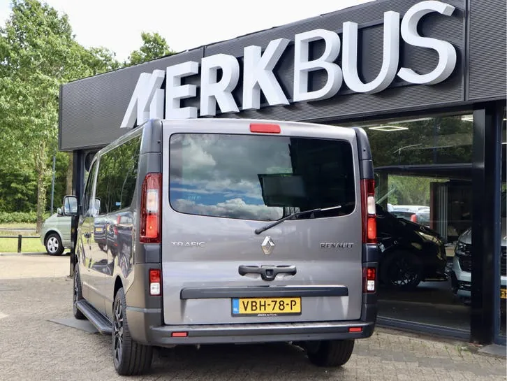 Renault Trafic 2019 photo 3