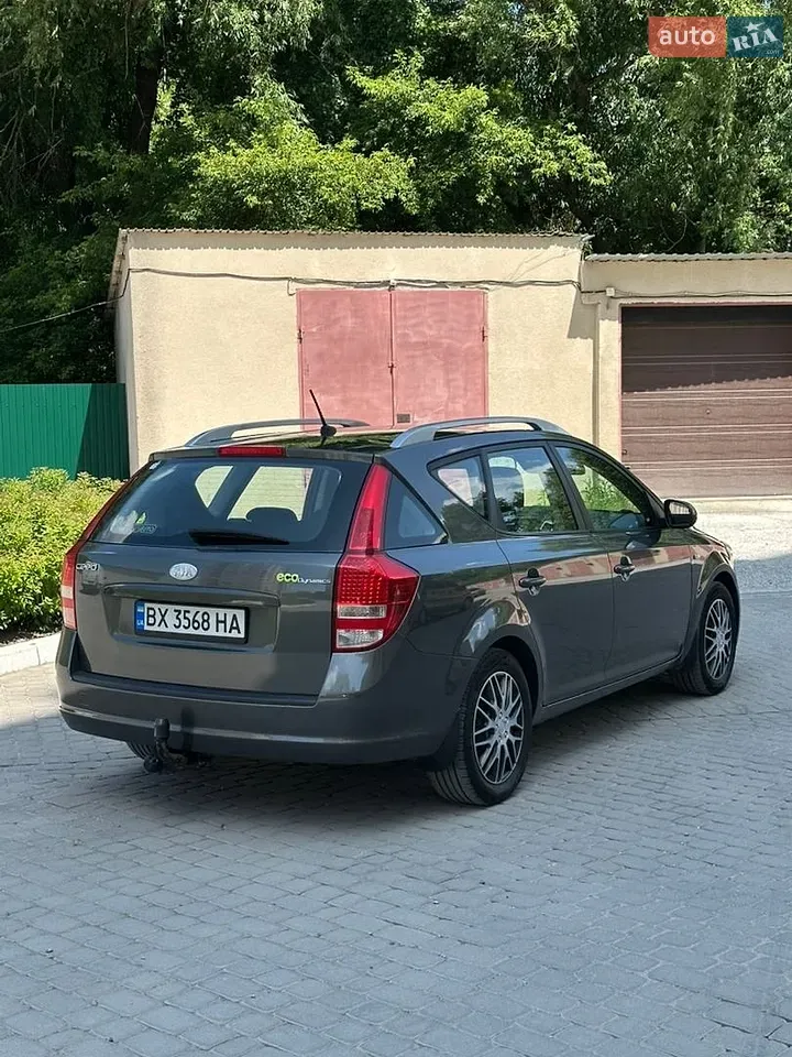 Kia Ceed 2009 photo 5