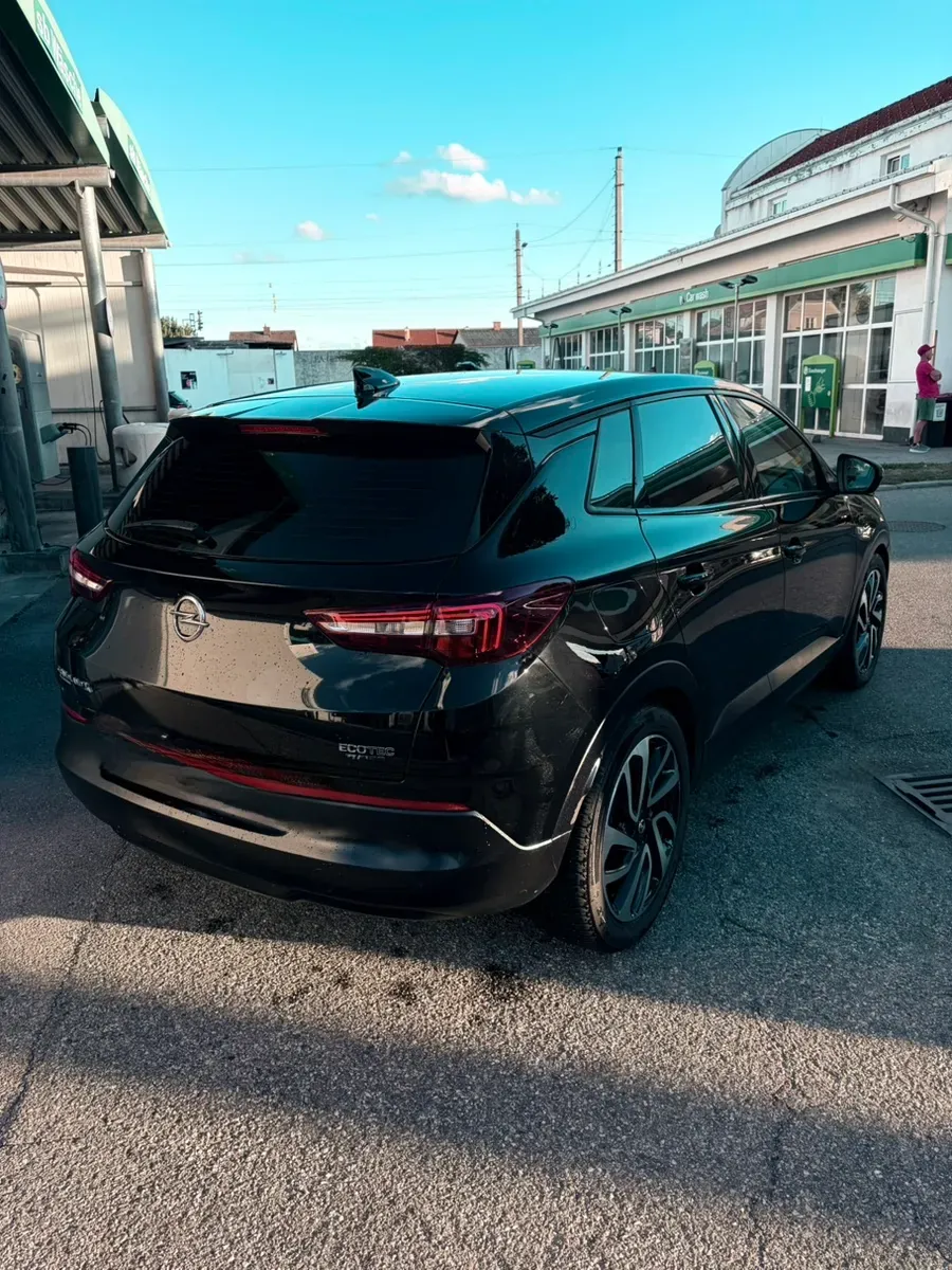 Opel Grandland X 2020 photo 3