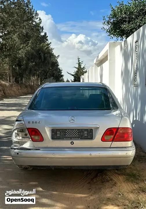 Mercedes-Benz E 280 1998 photo 3