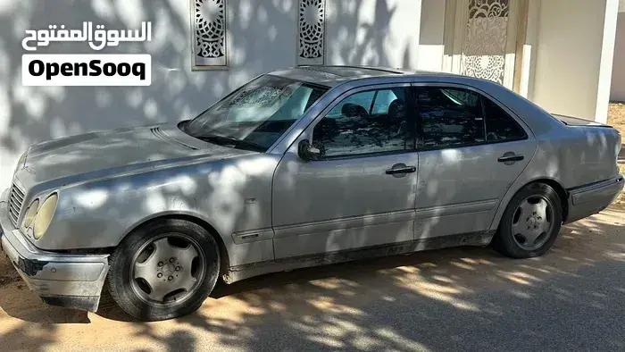 Mercedes-Benz E 280 1998 photo 2