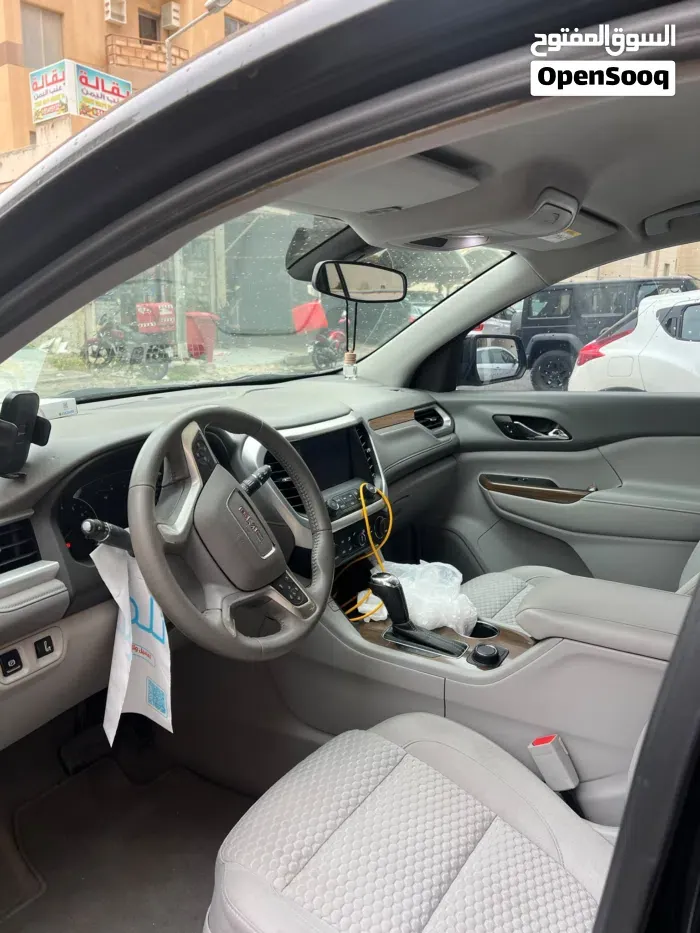 GMC Acadia 2018 photo 3