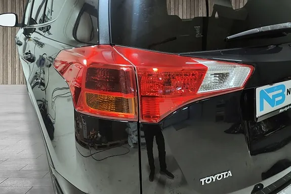 Toyota Rav4 2014 photo 4