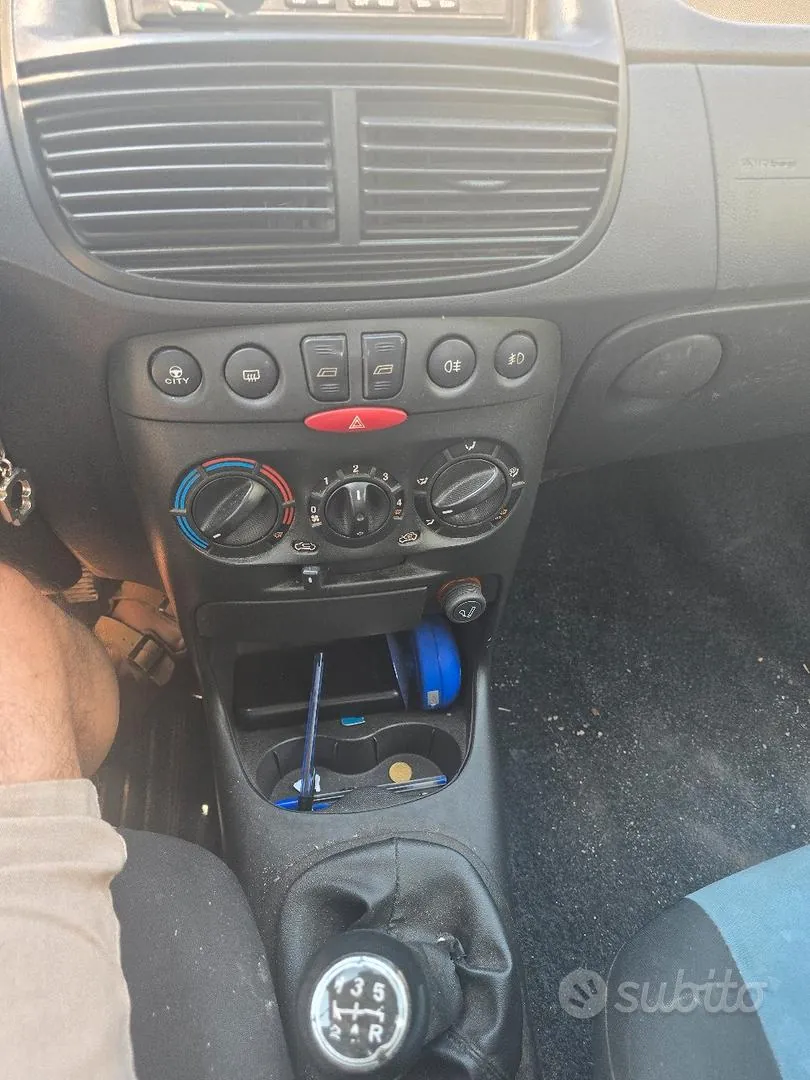 Fiat Punto 2006 photo 5