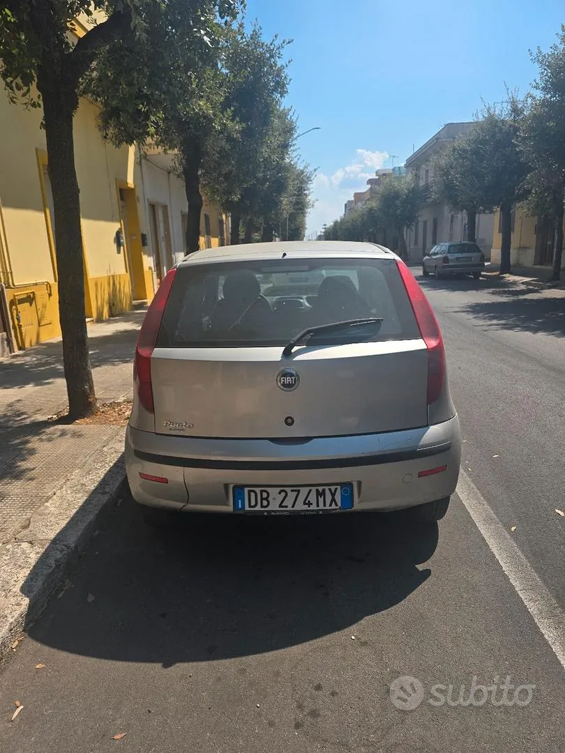 Fiat Punto 2006 photo 2