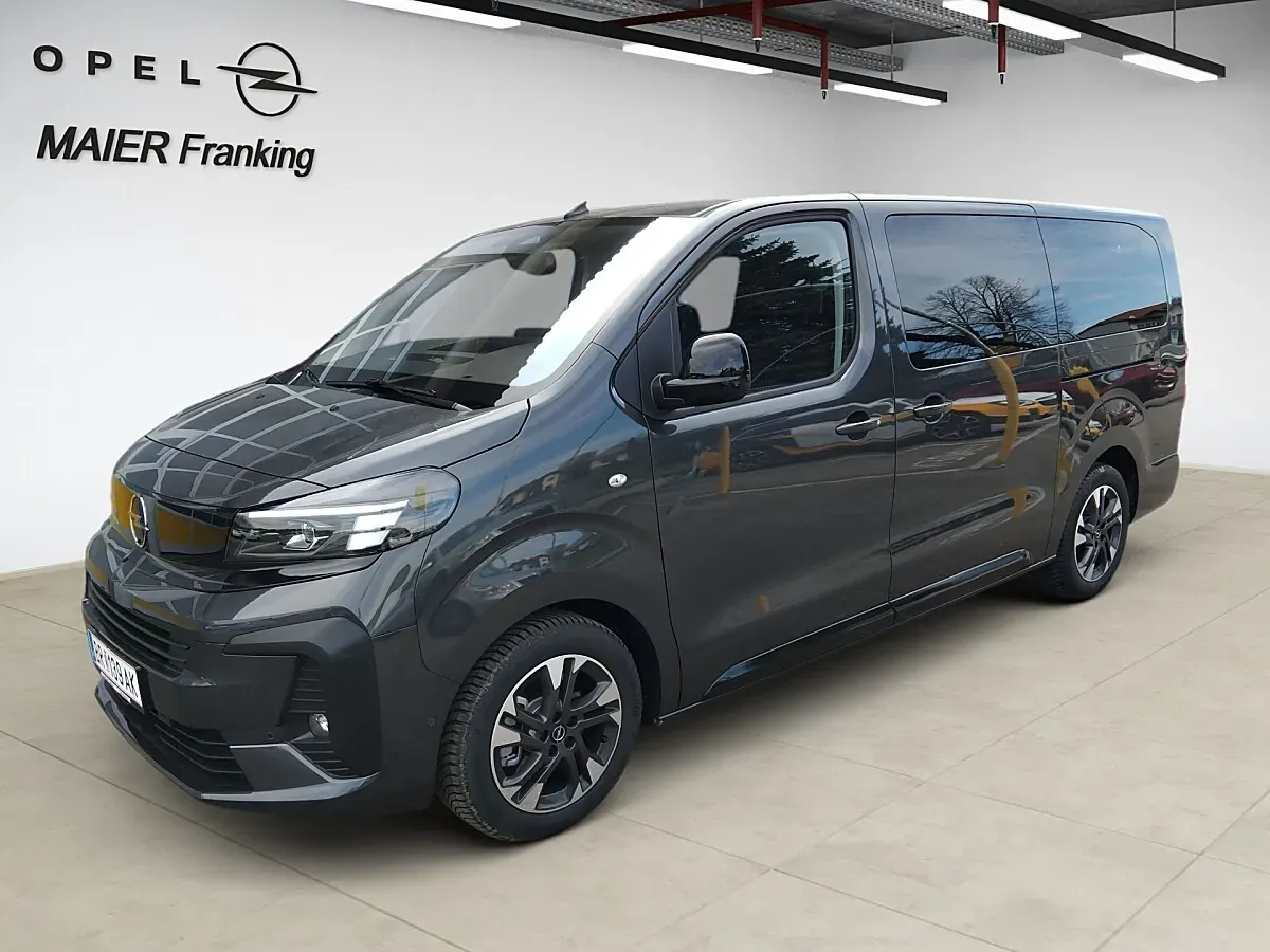 Opel Zafira 2026 photo 2
