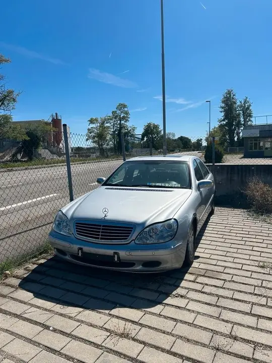 Mercedes-Benz S320