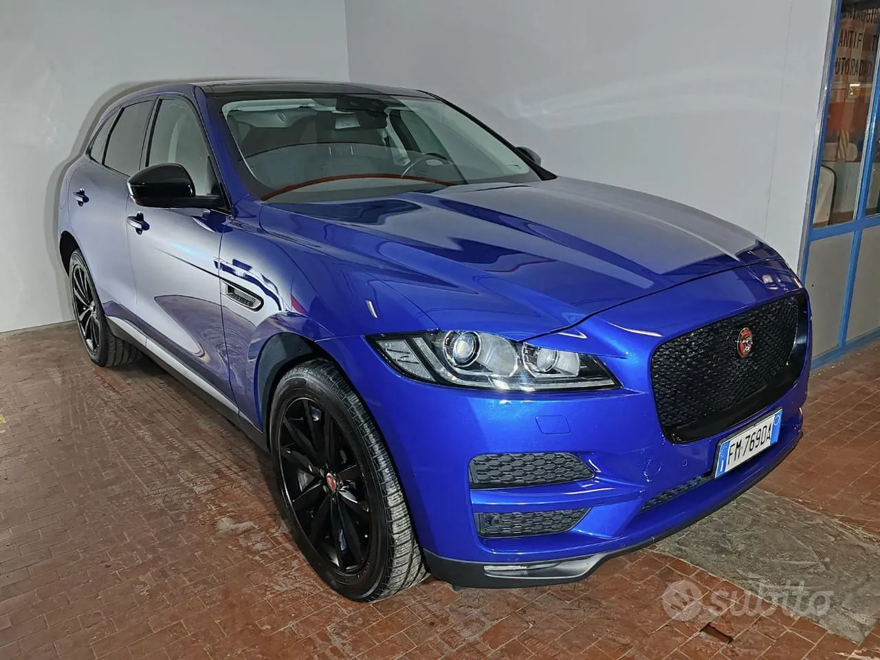 Jaguar F-Pace