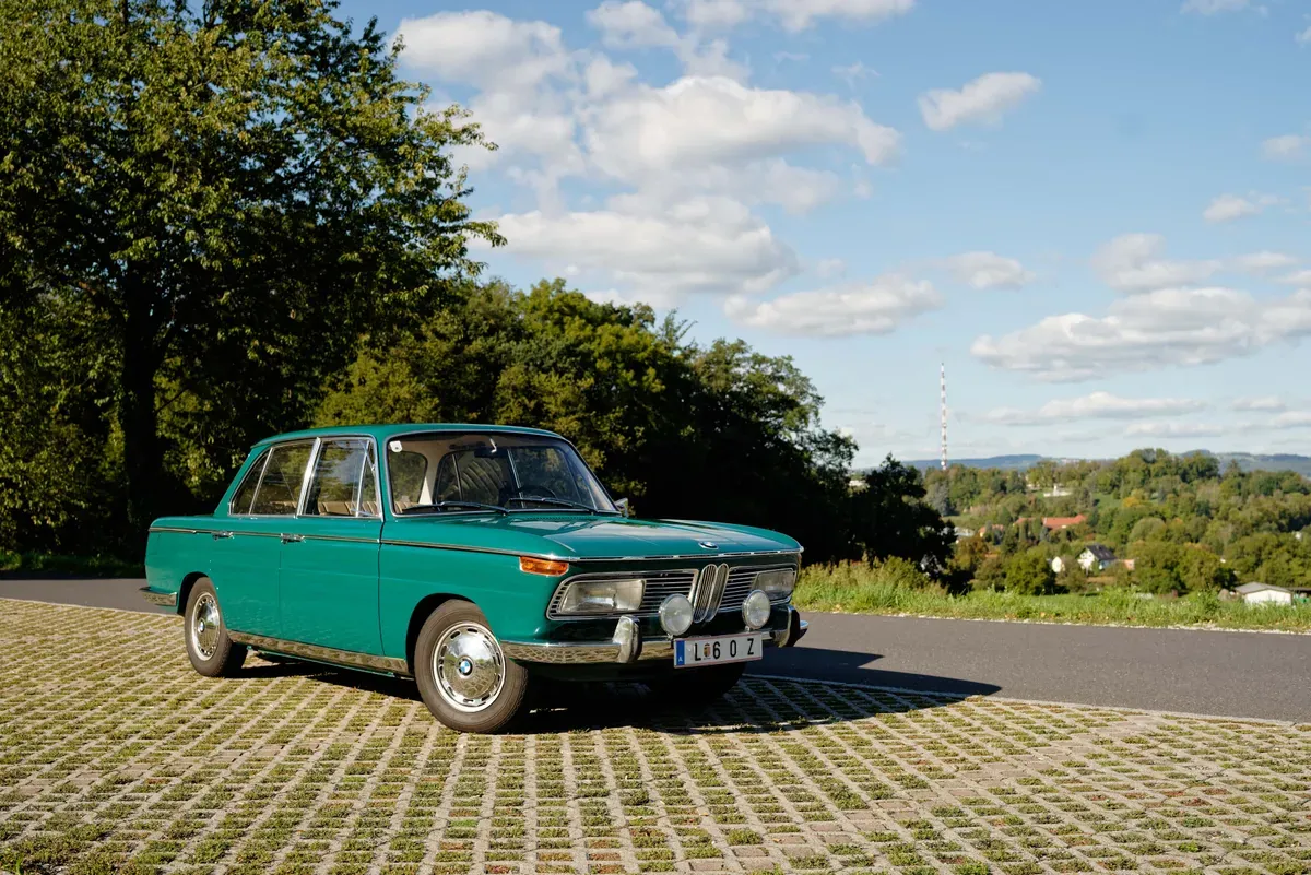 BMW 2002