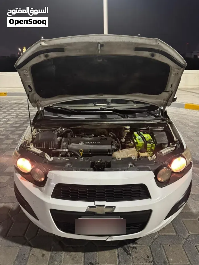 Chevrolet Sonic 2014 photo 3
