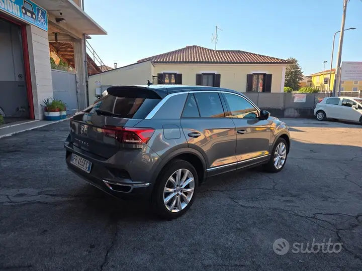Volkswagen T-Roc 2018 photo 3