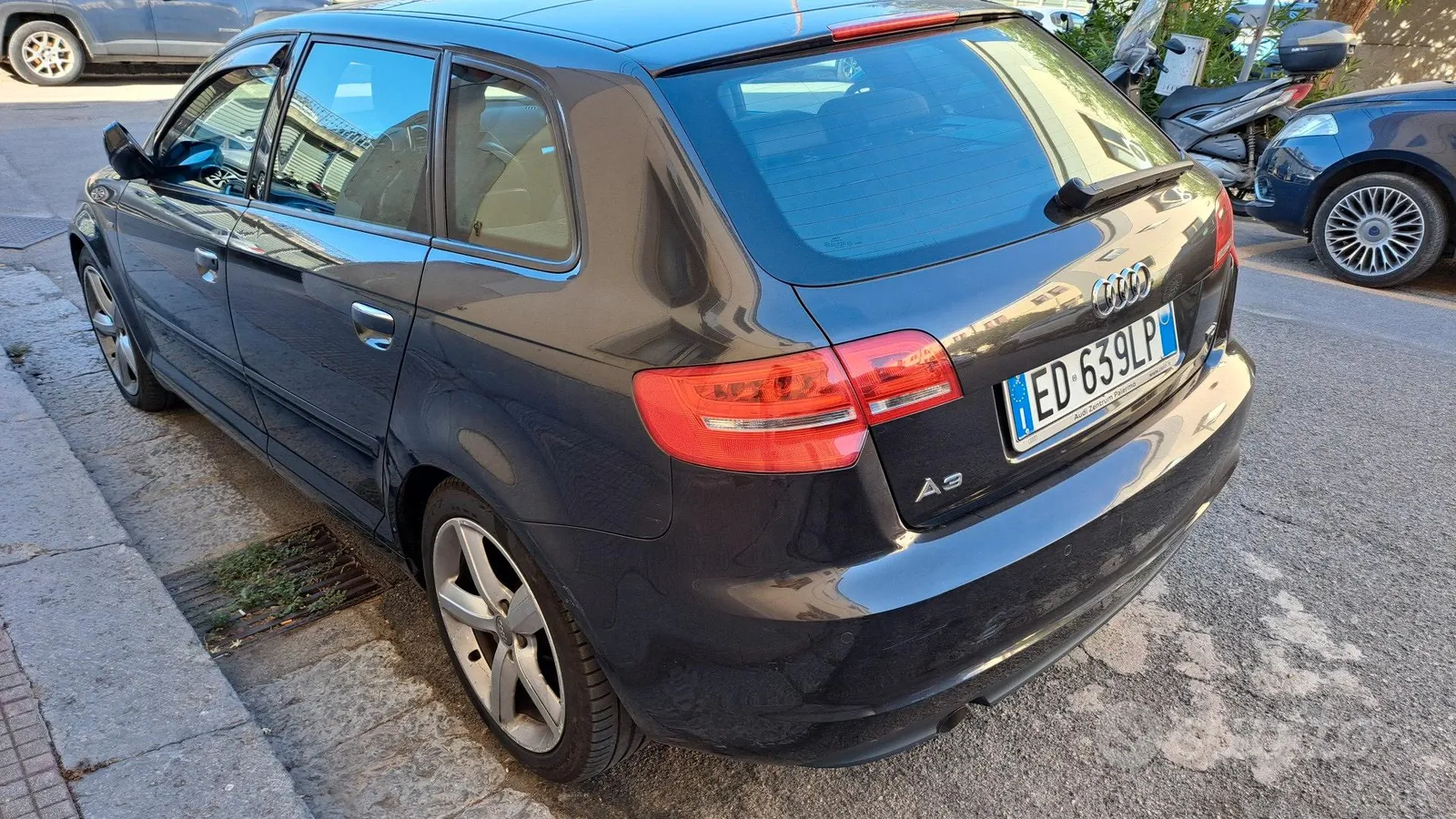 Audi A3 2010 photo 2