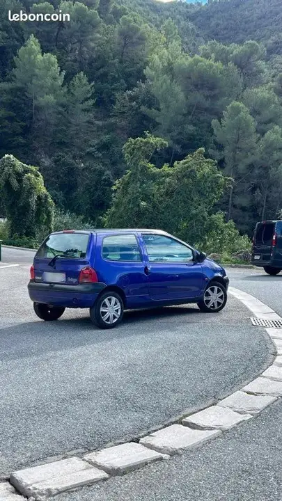 Renault Twingo 2000 photo 2
