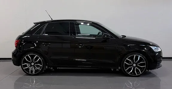 Audi A1 2015 photo 4