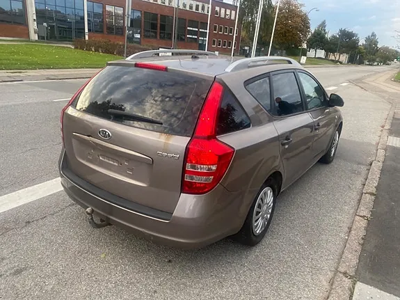Kia Ceed 2008 photo 3