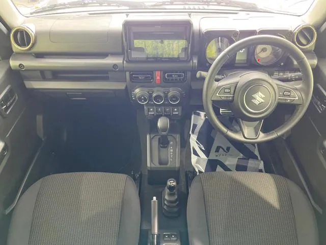 Suzuki Jimny 2025 photo 2